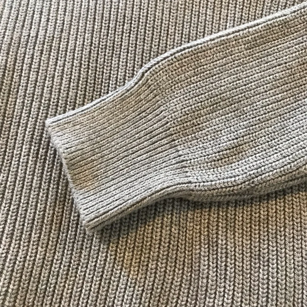 🚤J CREW Ribbed Sweater